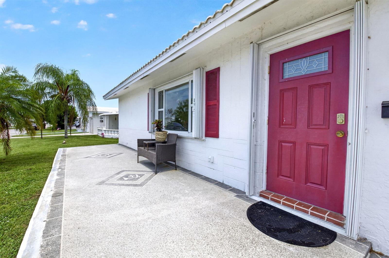 2116 SW 22ND Court, Boynton Beach FL 33426 photo 3