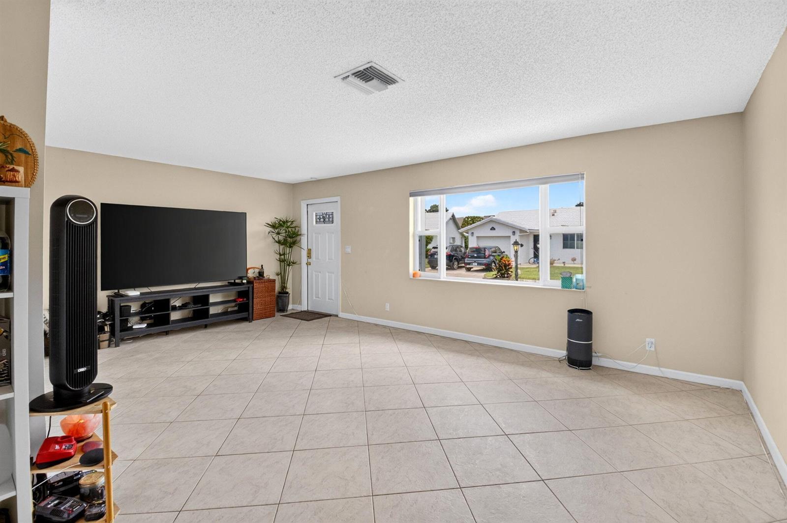 2116 SW 22ND Court, Boynton Beach FL 33426 photo 5