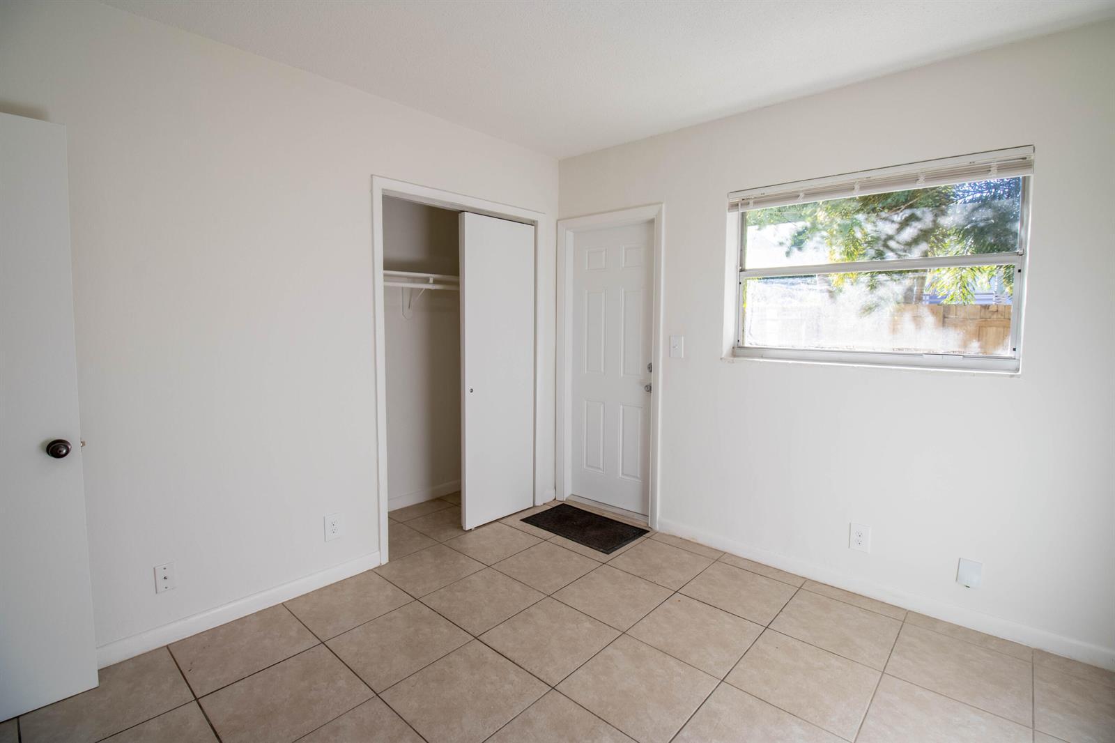 835 SW 4TH Street # 3, Fort Lauderdale FL 33312 photo 2