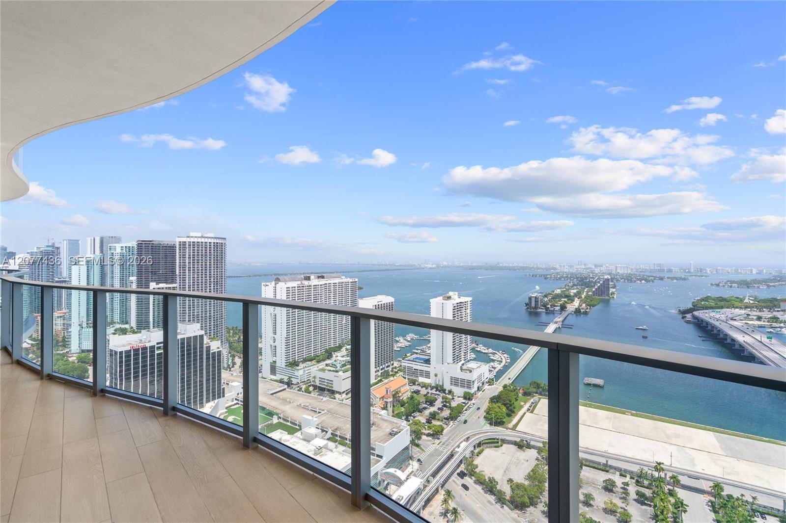 1400 Biscayne Blvd # 4203, Miami FL 33132 photo 2