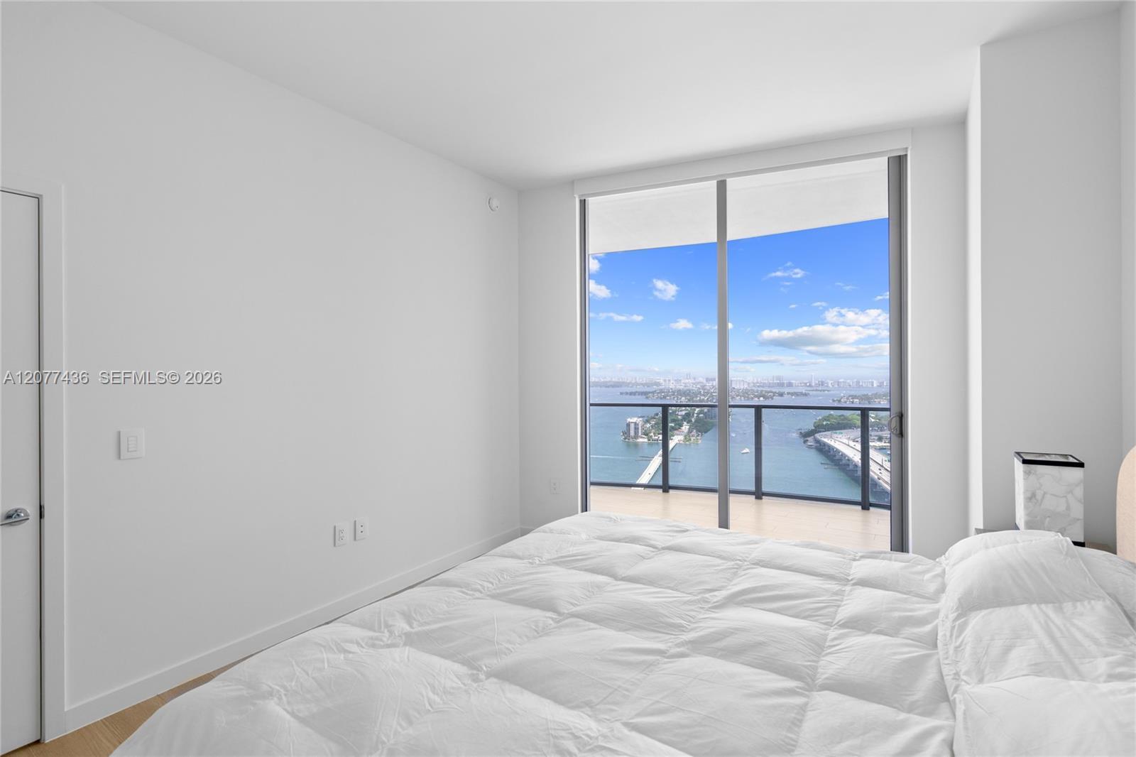 1400 Biscayne Blvd # 4203, Miami FL 33132 photo 4