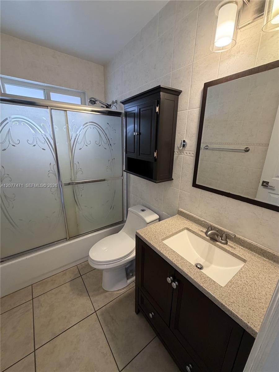 8867 SW 25th St # 8867, Miami FL 33165 photo 5