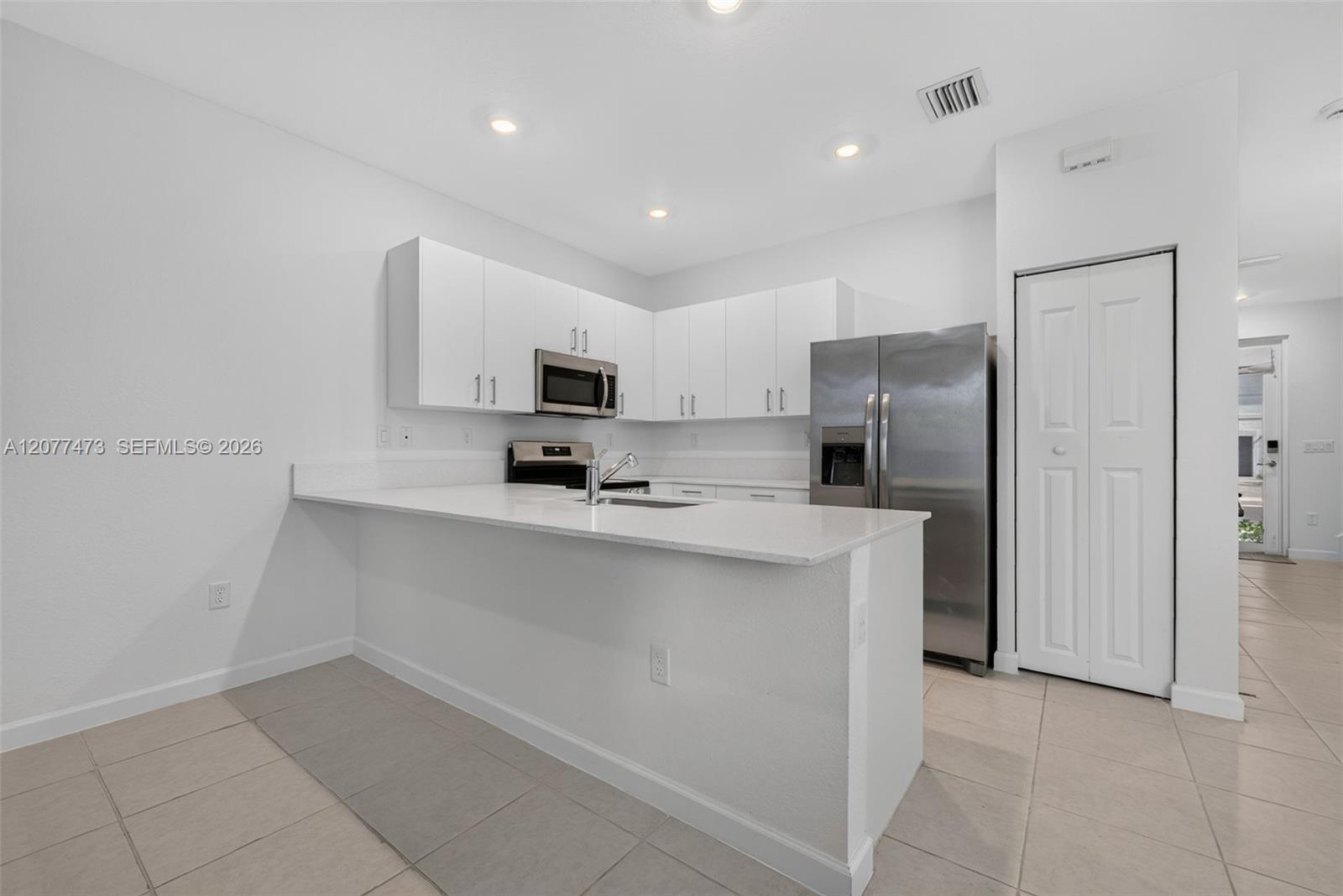 746 SE 14th St, Homestead FL 33034 photo 5