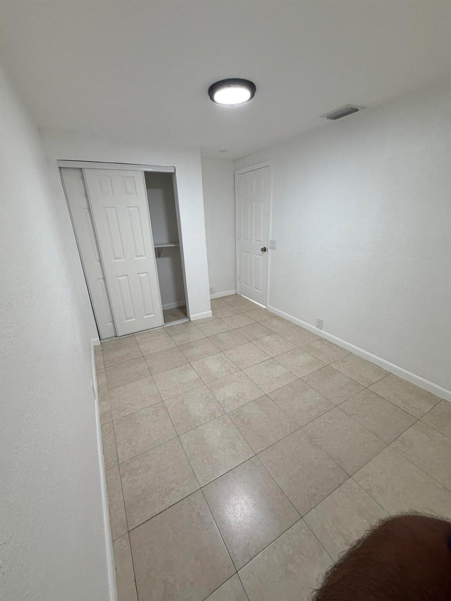 926 S F Street, FL 33460 photo 3