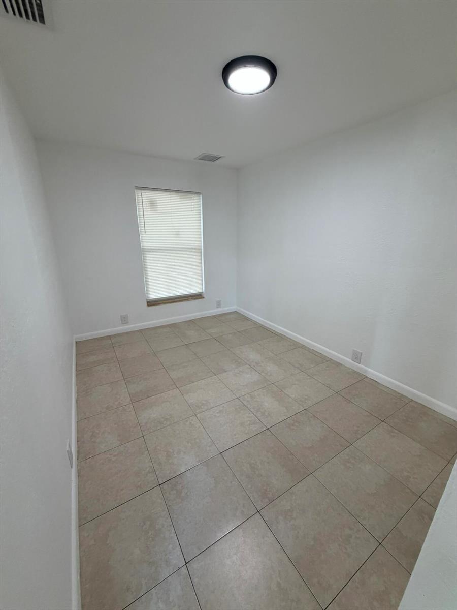 926 S F Street, FL 33460