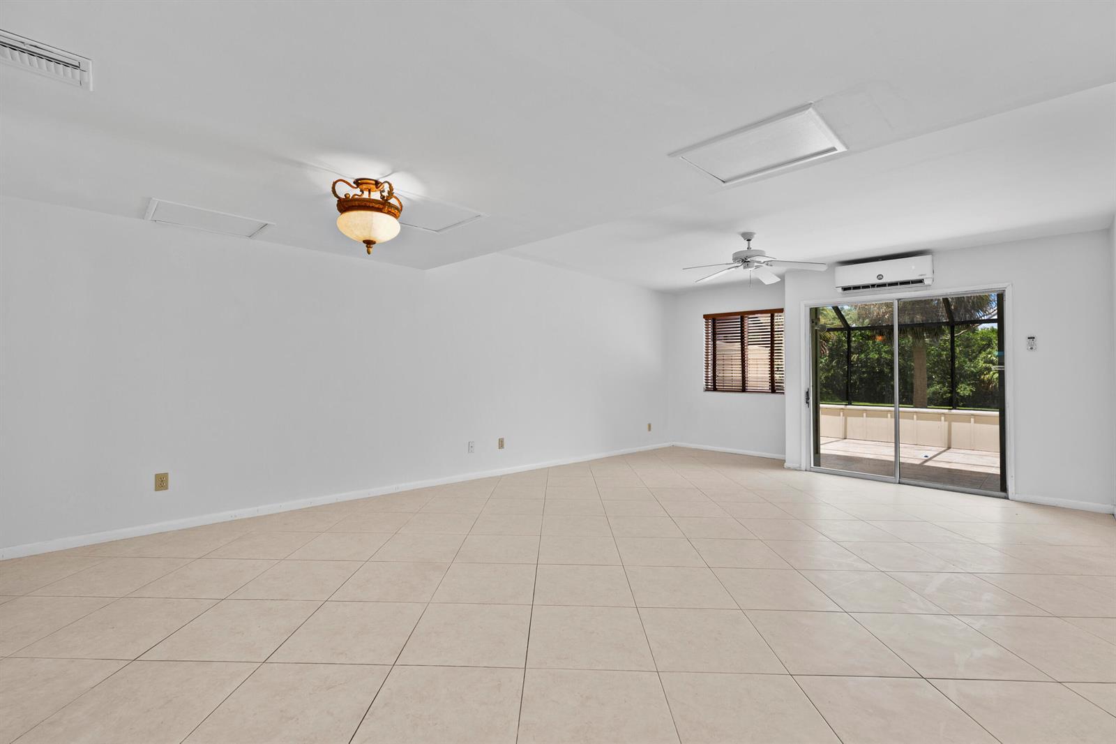 6151 Riverwalk Lane Unit 8, Jupiter FL 33458 photo 3