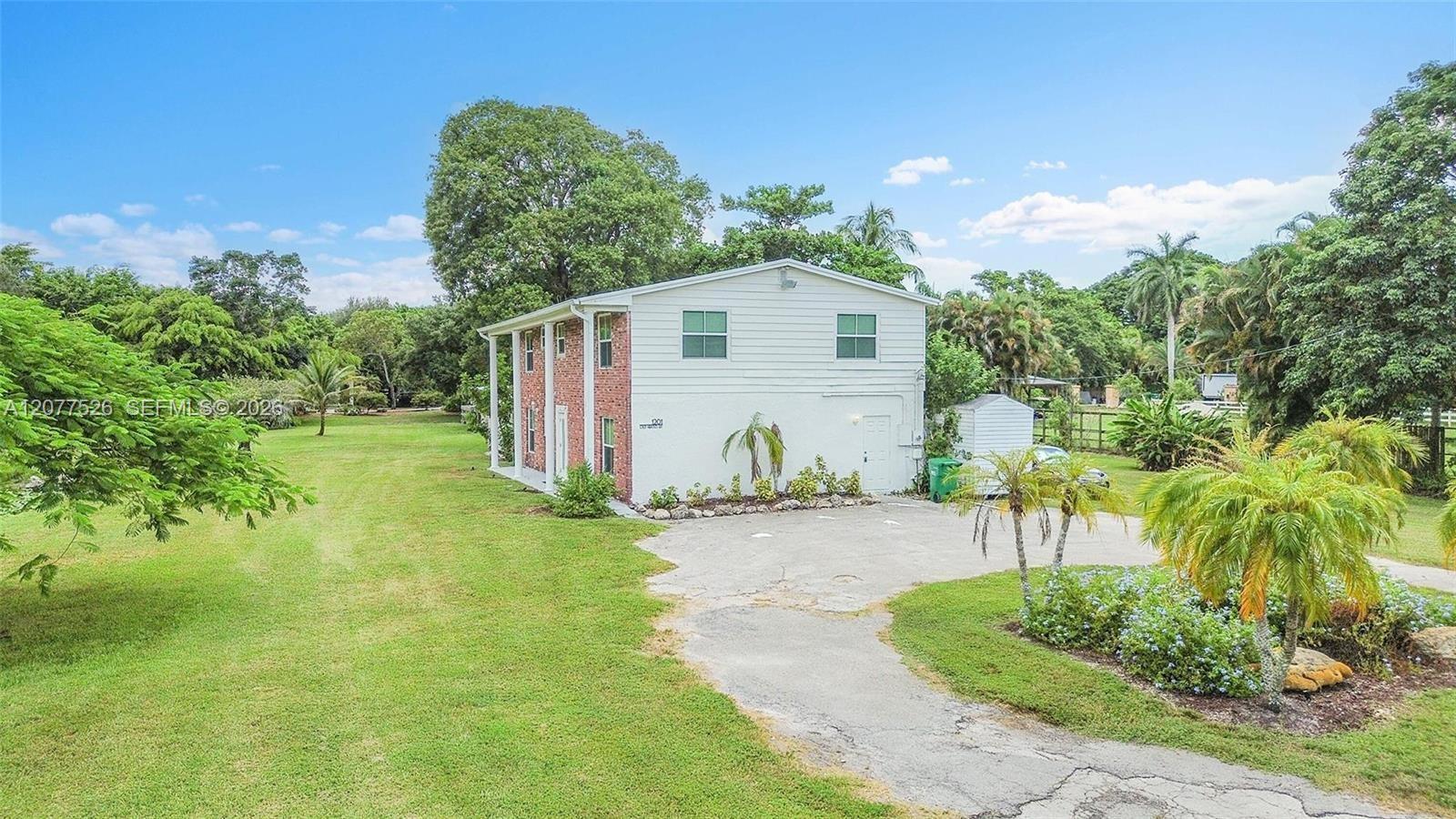 1201 Old Hiatus Rd, Plantation FL 33323 photo 3