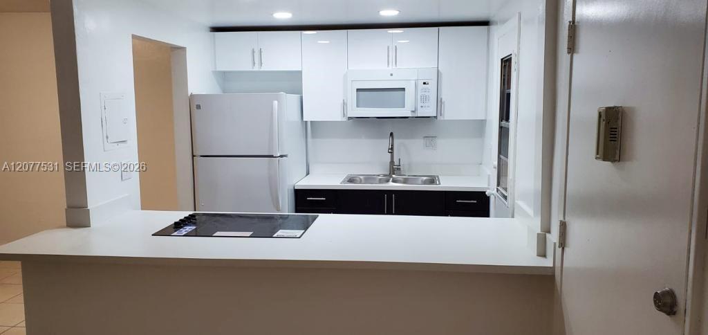 12590 NE 16th Ave # 206, North Miami FL 33161 photo 2