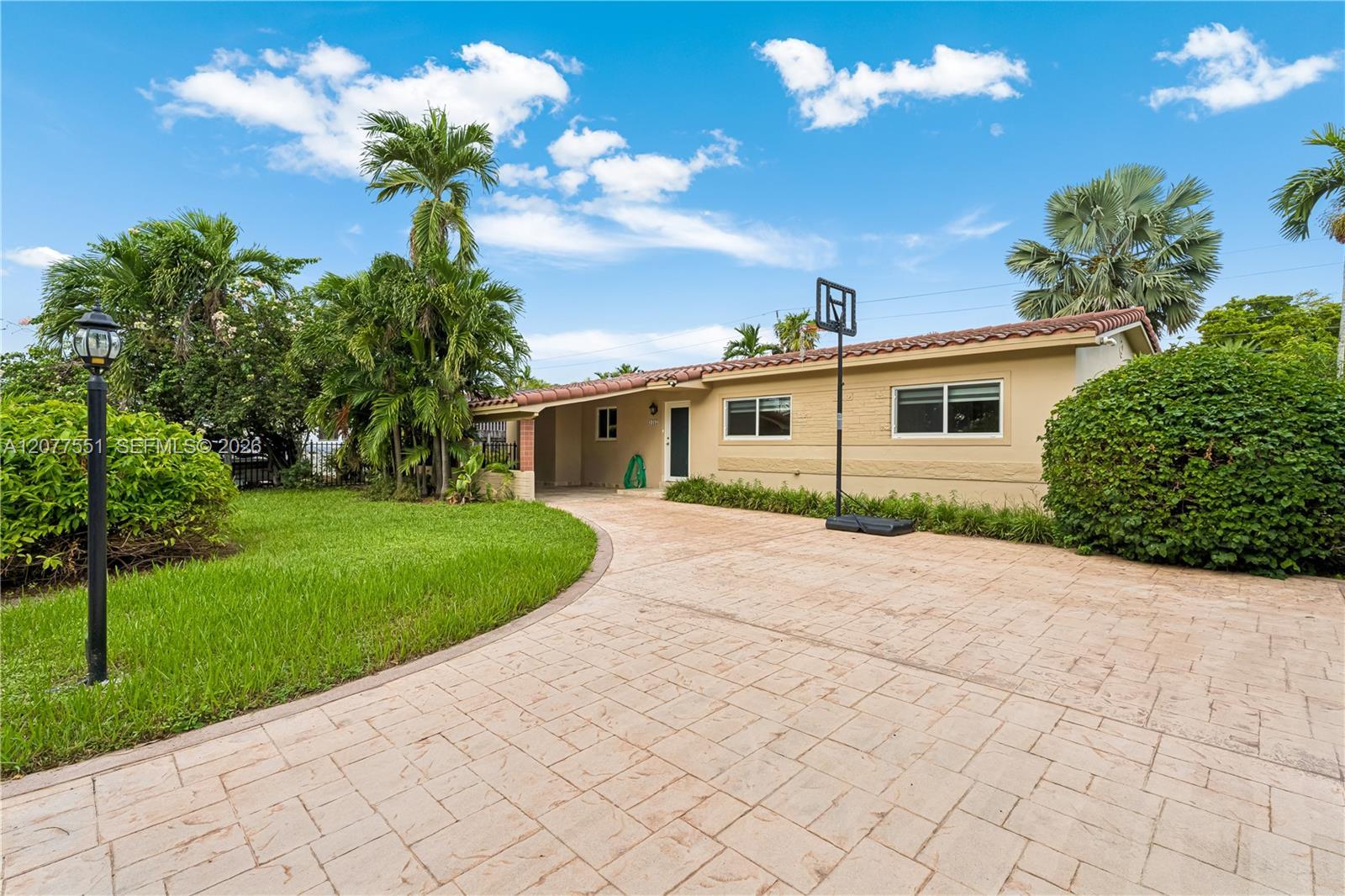 1435 SW 78th Ct, Miami FL 33144 photo 3