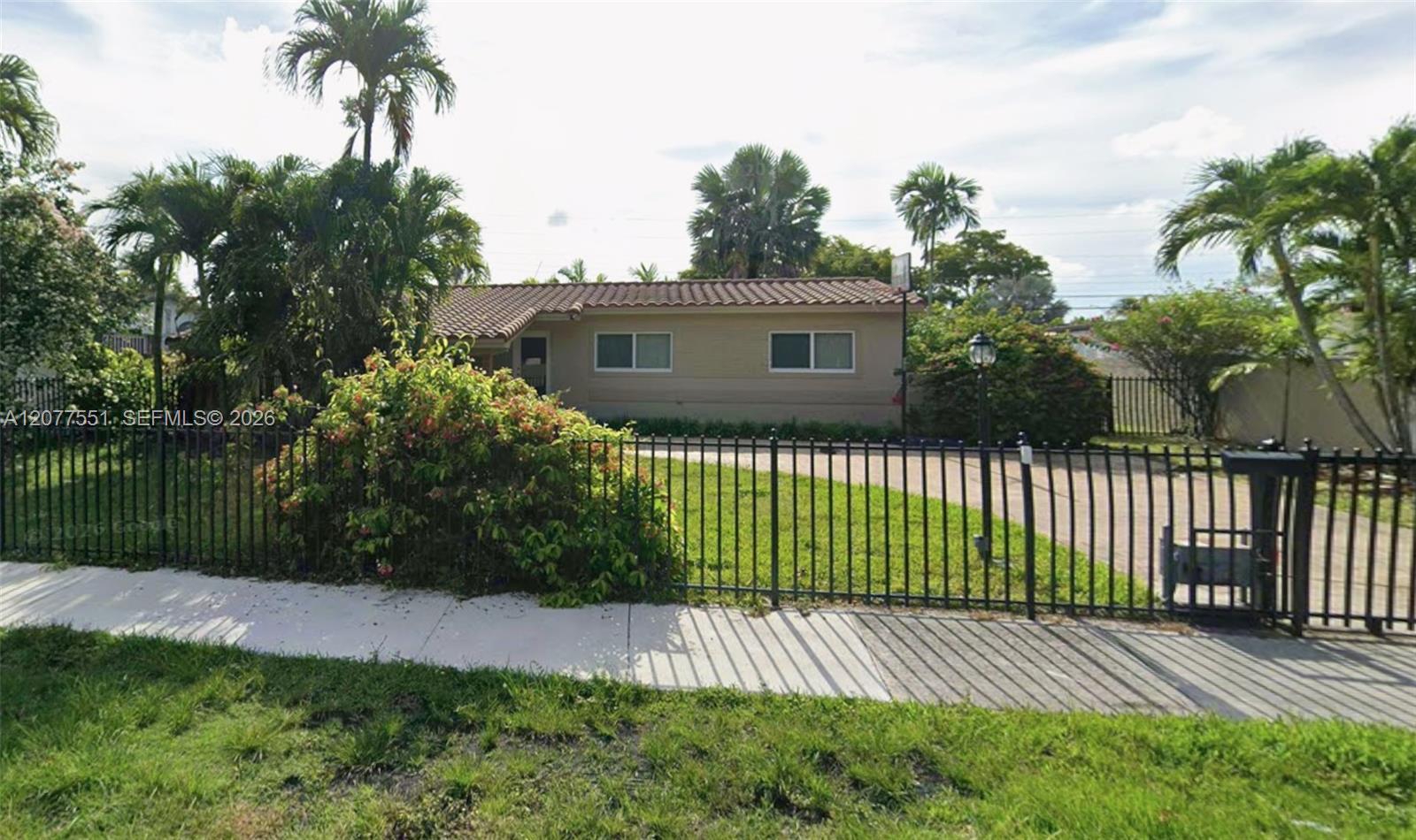 1435 SW 78th Ct, Miami FL 33144