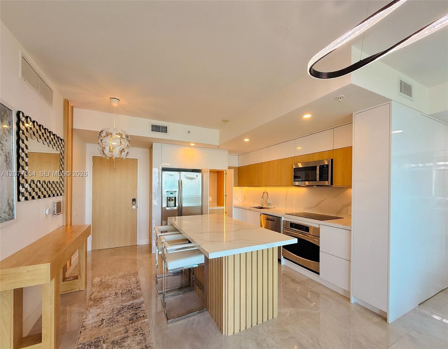 90 SW 3rd St # 3306, Miami FL 33130 photo 3
