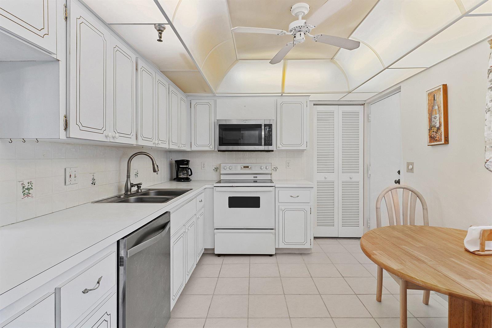 6400 NW 2ND Avenue # 321, Boca Raton FL 33487 photo 4