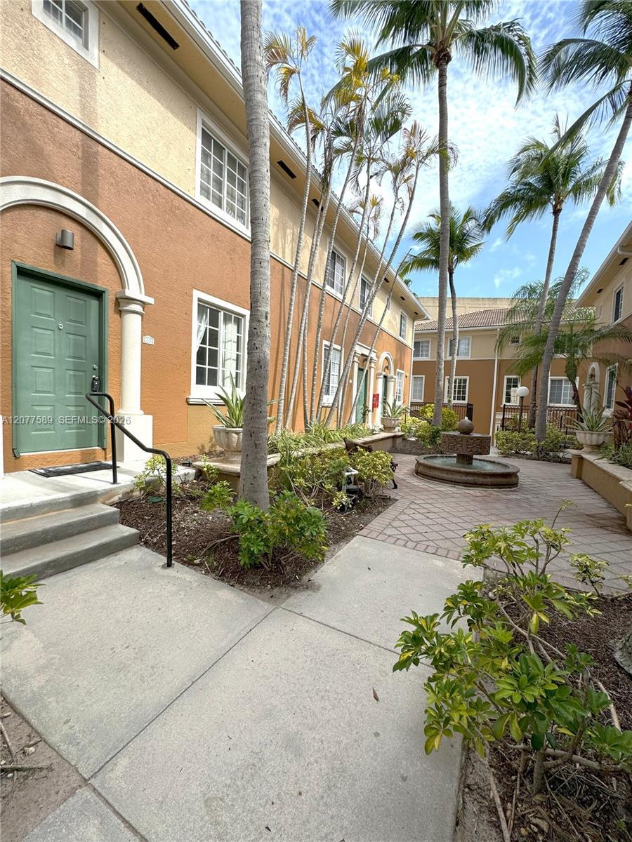 2831 NE 185th St # 603, Aventura FL 33180 photo 2