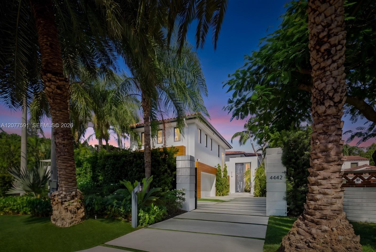 4442 Prairie Ave, Miami Beach FL 33140 photo 2