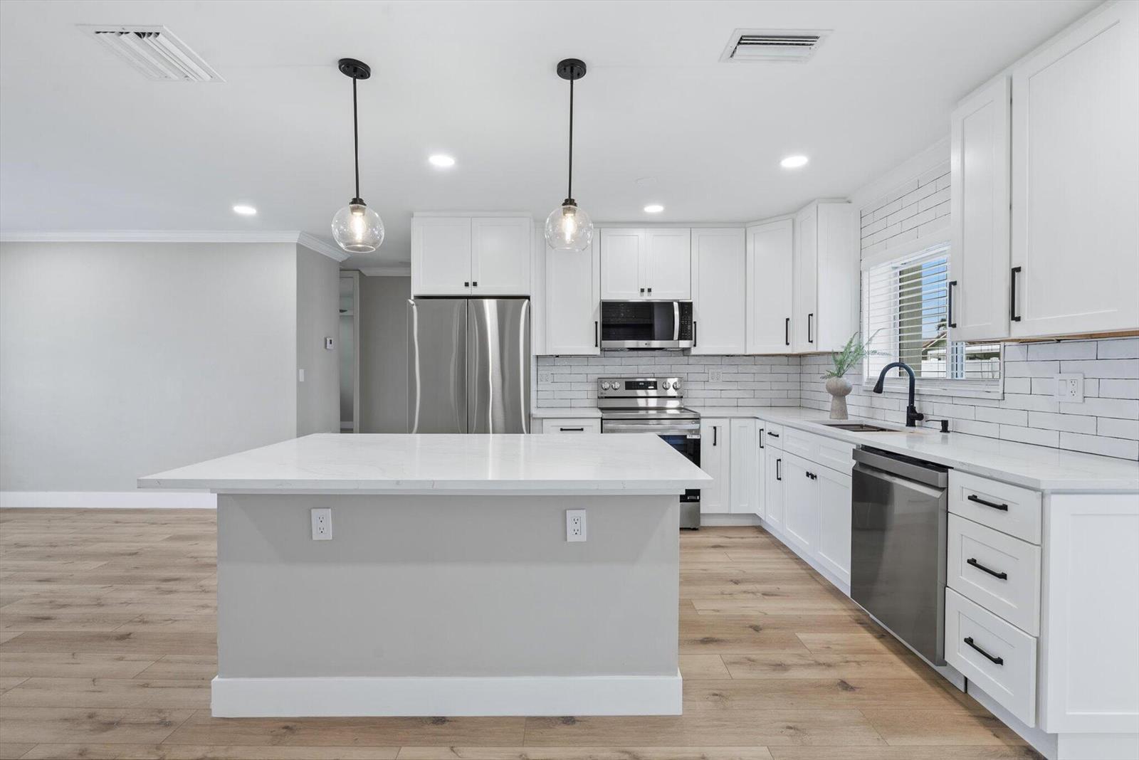 2775 NE 5TH Avenue, Boca Raton FL 33431 photo 4