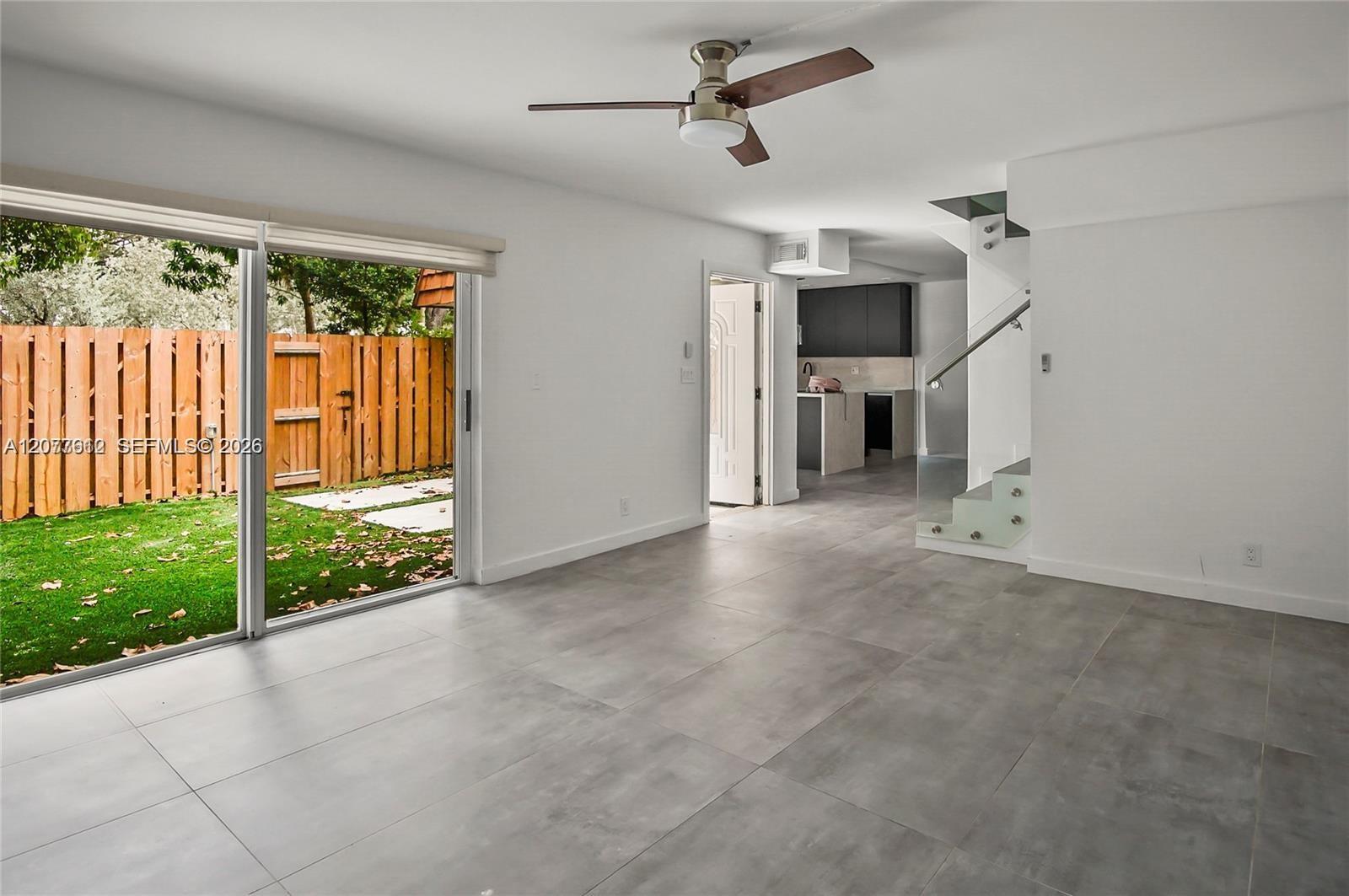 2161 Orange Grove Dr # 9, Davie FL 33324