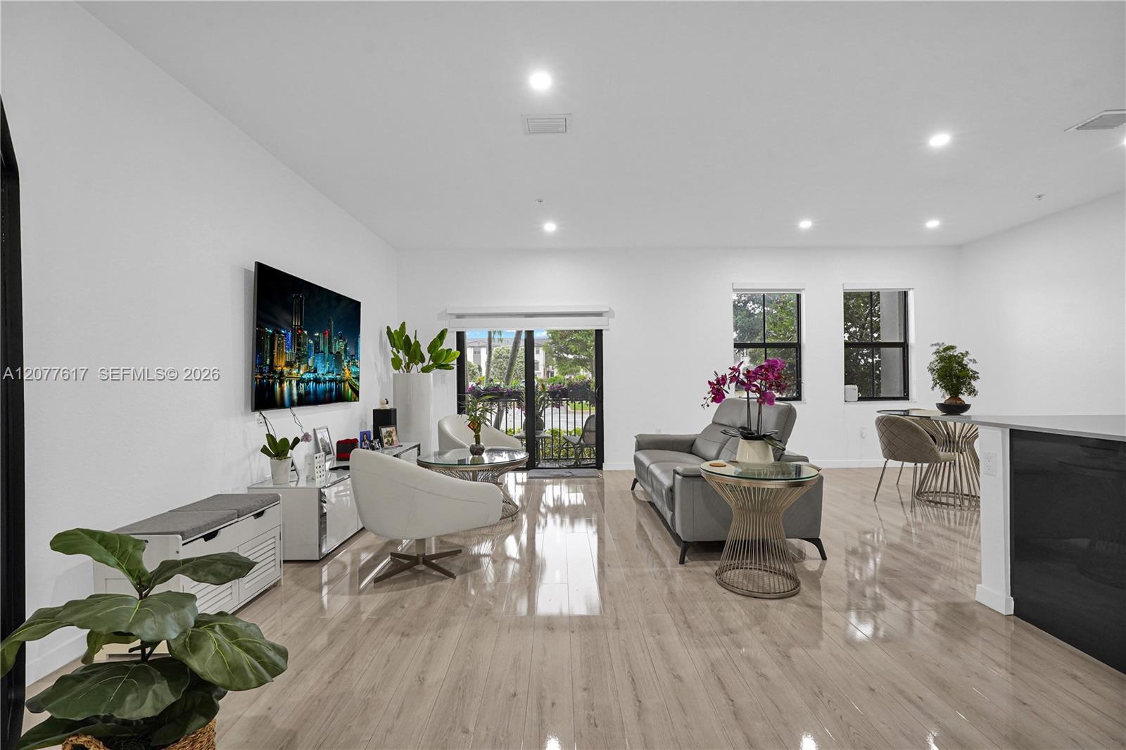 15600 SW 136th St # 102, Miami FL 33196 photo 3