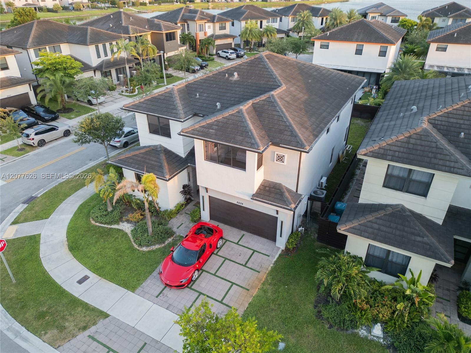 8824 NW 161st Ter, Miami Lakes FL 33018 photo 3
