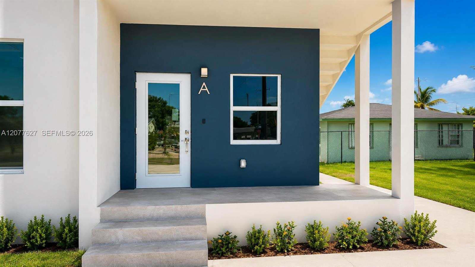 526 NW 6th St, Hallandale Beach FL 33009 photo 2