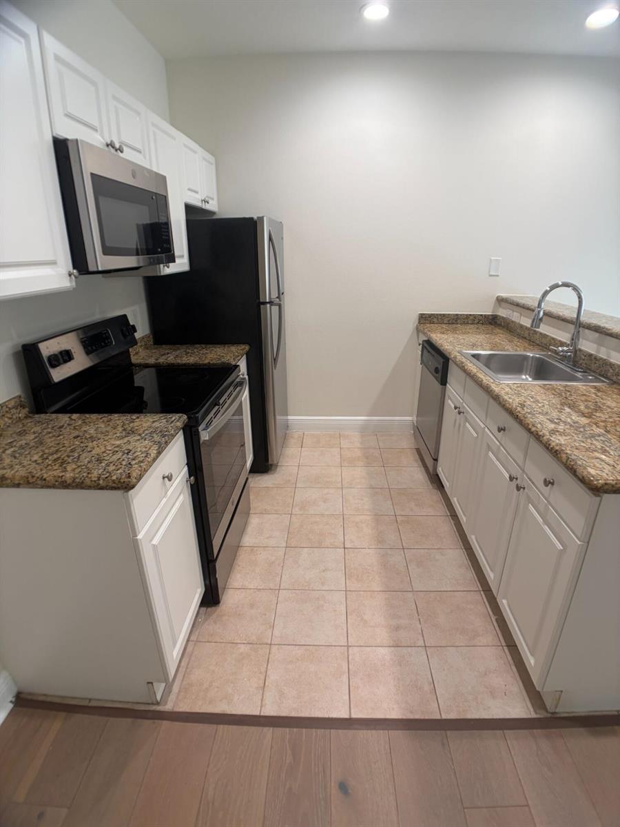 150 SE 3RD Avenue # 13, Miami FL 33131 photo 4