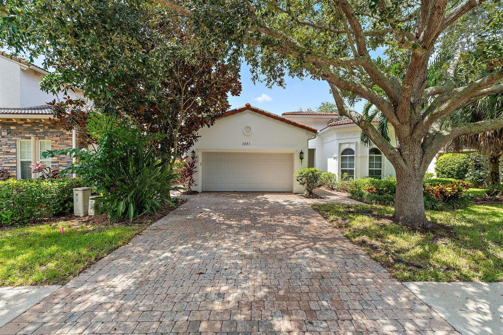 1071 Vintner Boulevard, Palm Beach Gardens FL 33410 photo 3