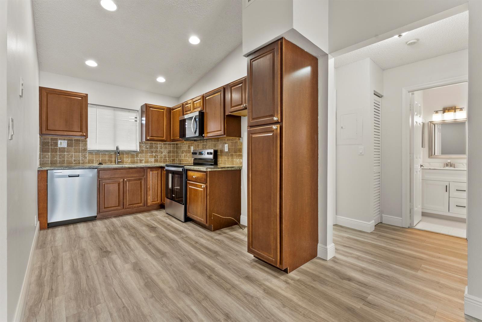 2900 Olivewood Terrace # 201, Boca Raton FL 33431 photo 3