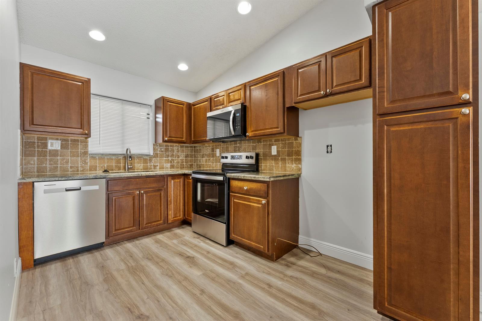 2900 Olivewood Terrace # 201, Boca Raton FL 33431 photo 5
