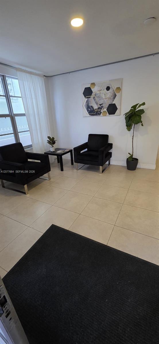 1130 11th St # 5H, Miami Beach FL 33139 photo 4