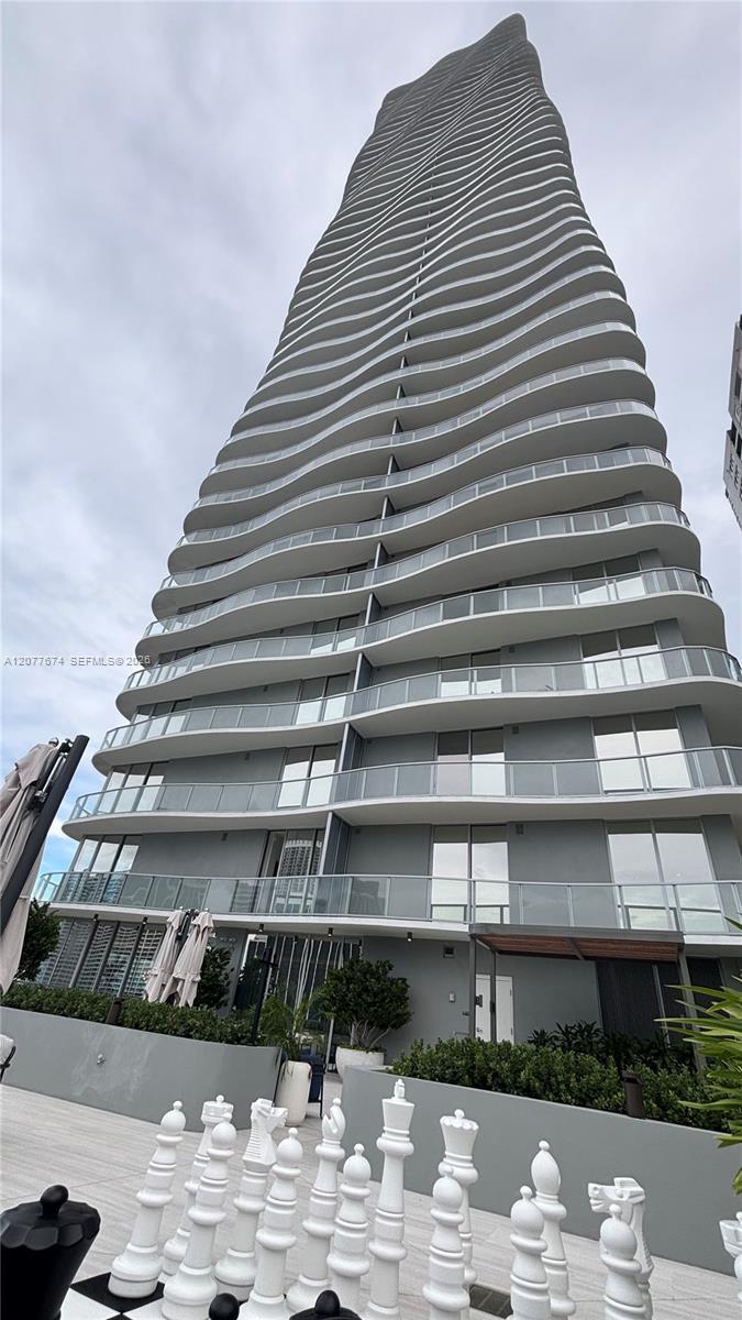 1400 Biscayne Blvd # 2106, Miami FL 33132 photo 3