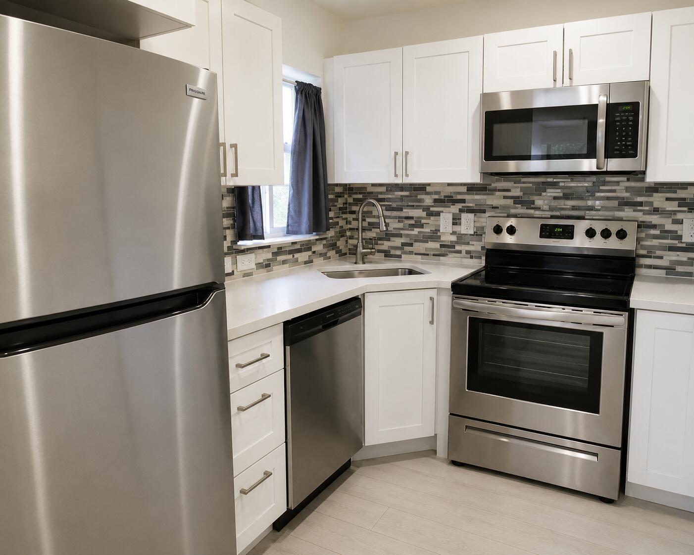 2540 N CARAMBOLA Circle N # 1831, Coconut Creek FL 33066 photo 2