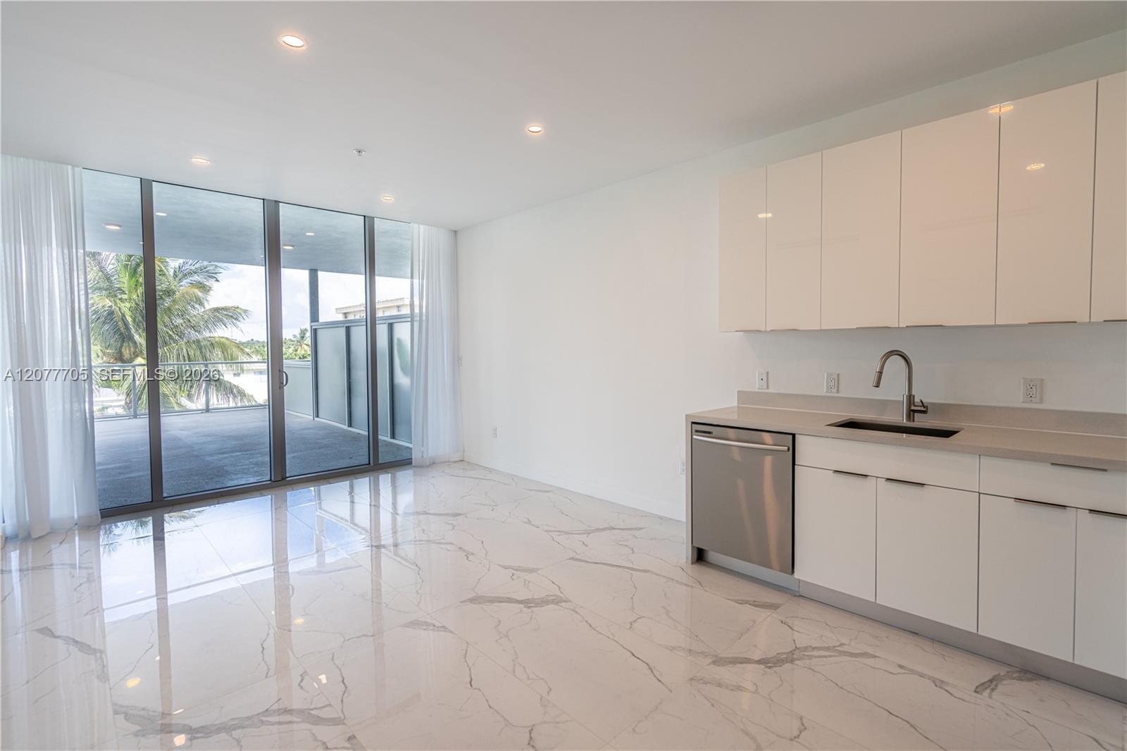 8425 Crespi Blvd # 302, Miami Beach FL 33141 photo 3