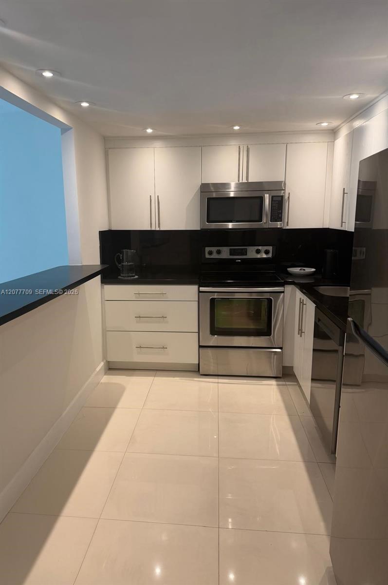 19390 Collins Ave # 1418, Sunny Isles Beach FL 33160 photo 4
