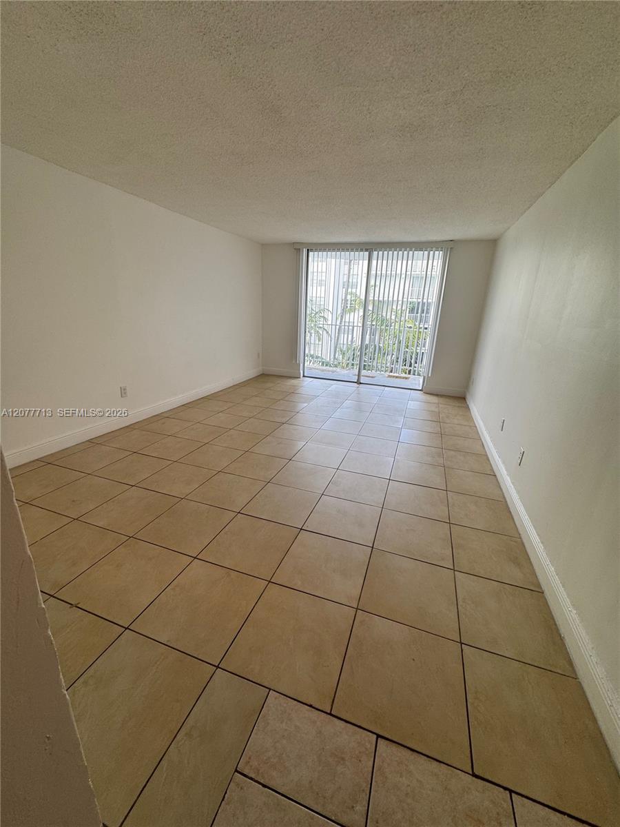 488 NW 165th St Rd # 412, Miami FL 33169 photo 5