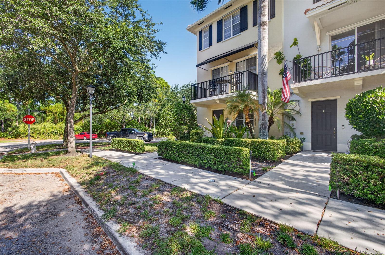 169 CAT ROCK Lane, Jupiter FL 33458 photo 2