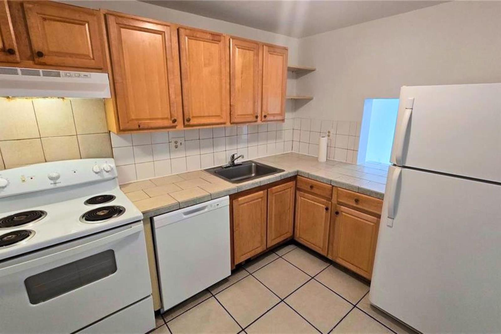7801 Colony Circle S # 106, Tamarac FL 33321 photo 5