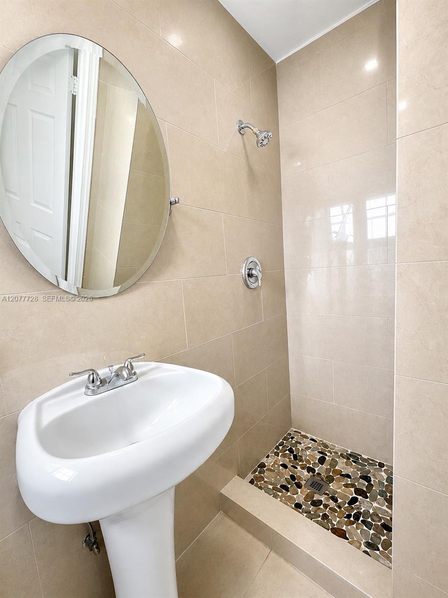 5807 SW 25th St # 000, West Park FL 33023 photo 3