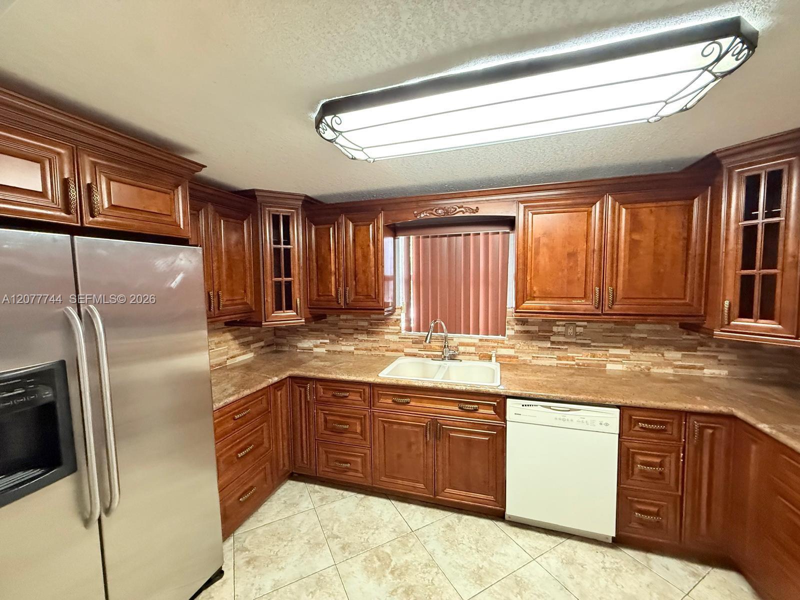 9357 Fontainebleau Blvd # D104, Miami FL 33172 photo 5