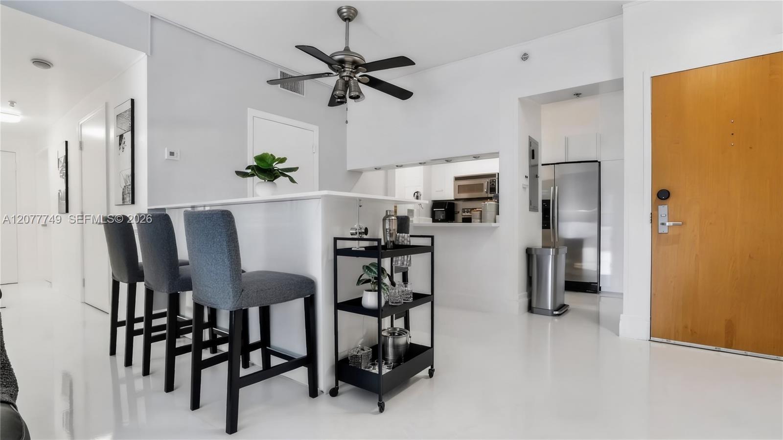 1200 Brickell Bay Dr # 4324, Miami FL 33131 photo 5