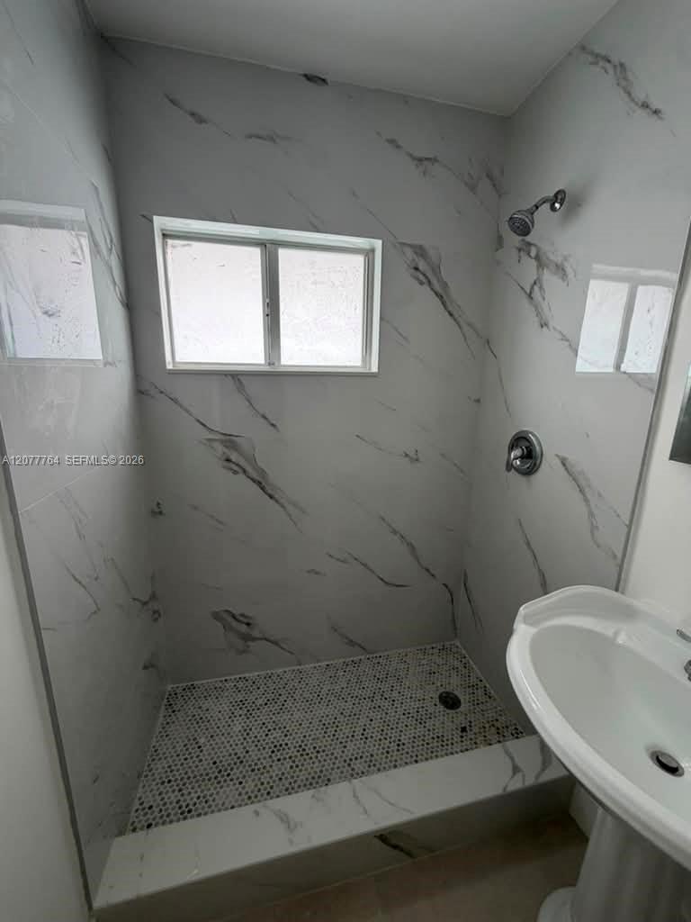 2465 W Flagler St # 6, Miami FL 33135 photo 4