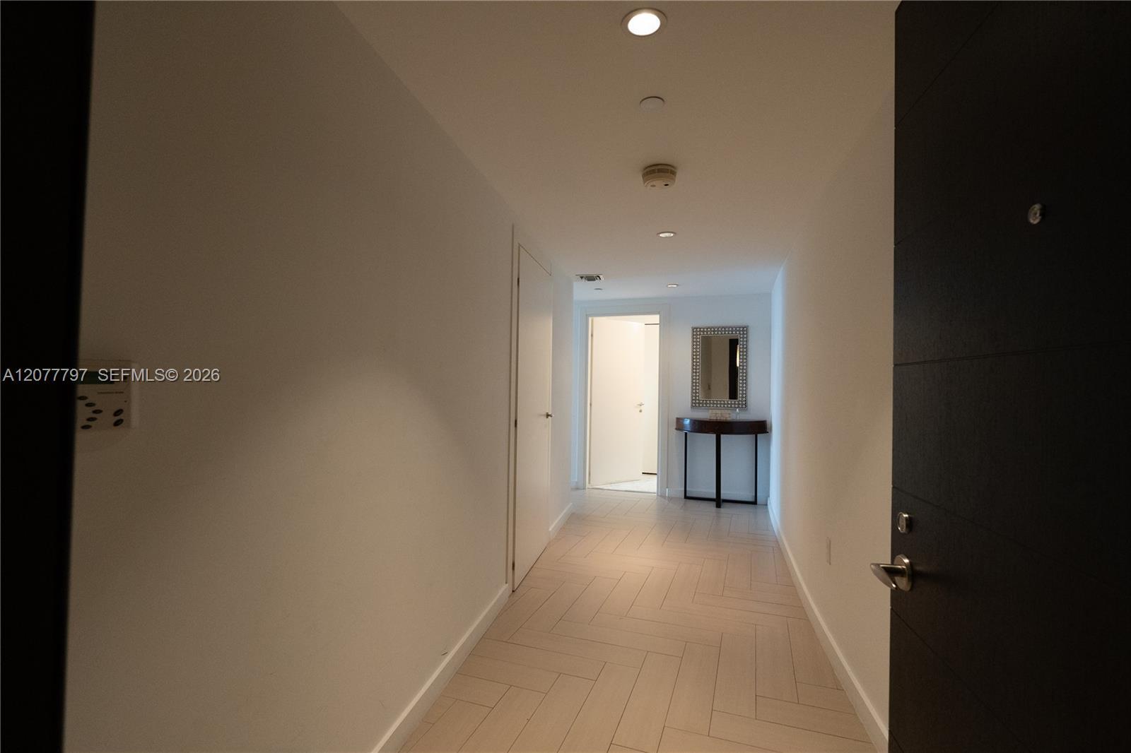 200 Biscayne Boulevard Way # 3305, Miami FL 33131 photo 4