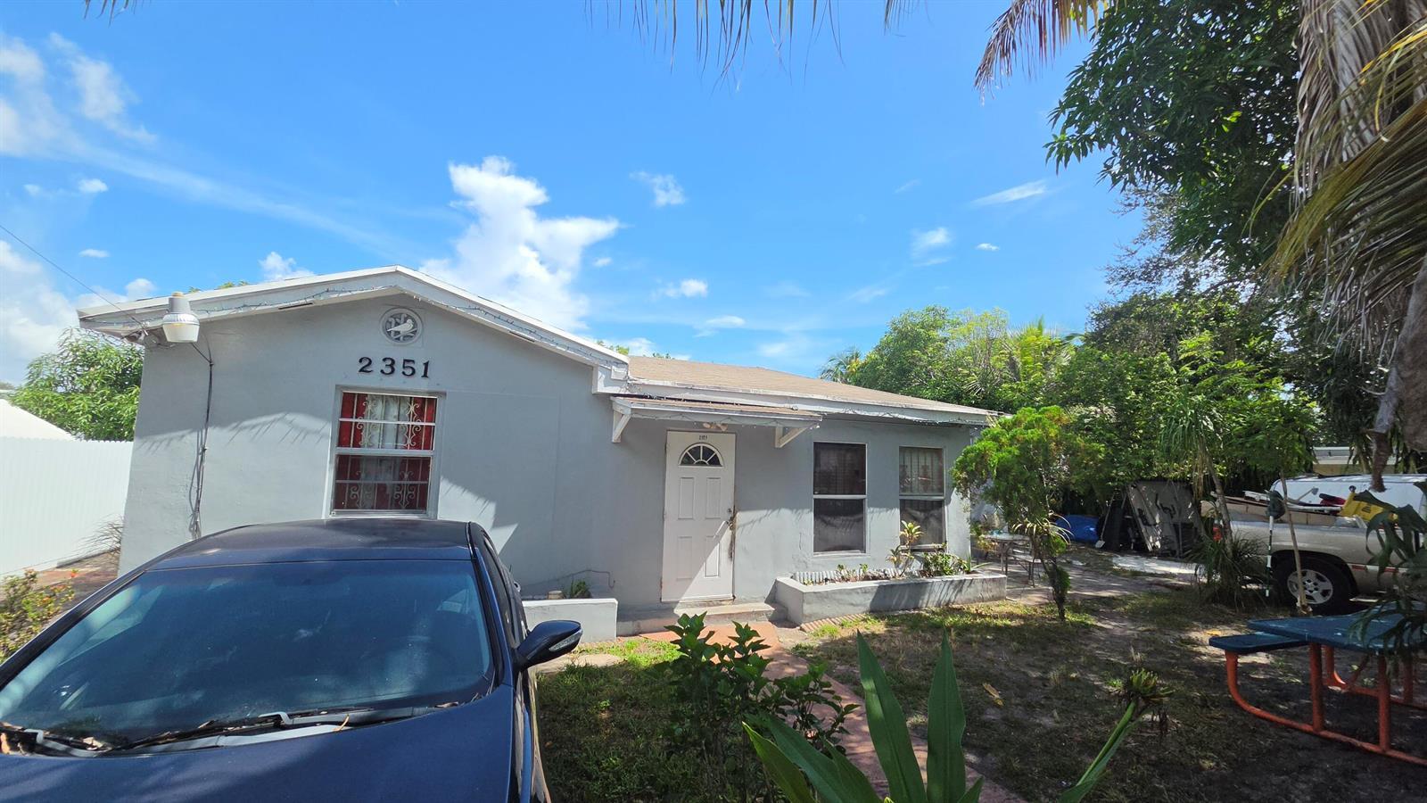 2351 NW 104TH Terrace, Miami FL 33147