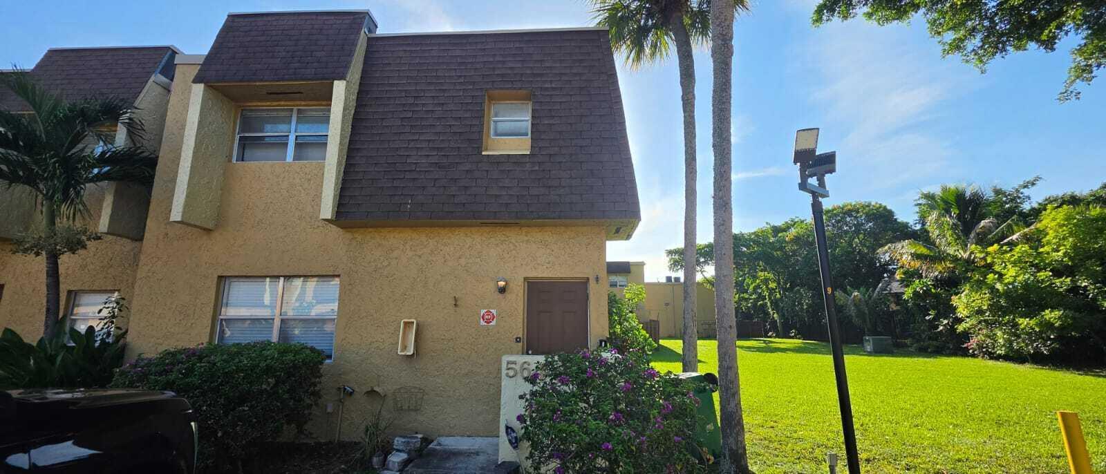 5644 BLUEBERRY Court # 11, Lauderhill FL 33313