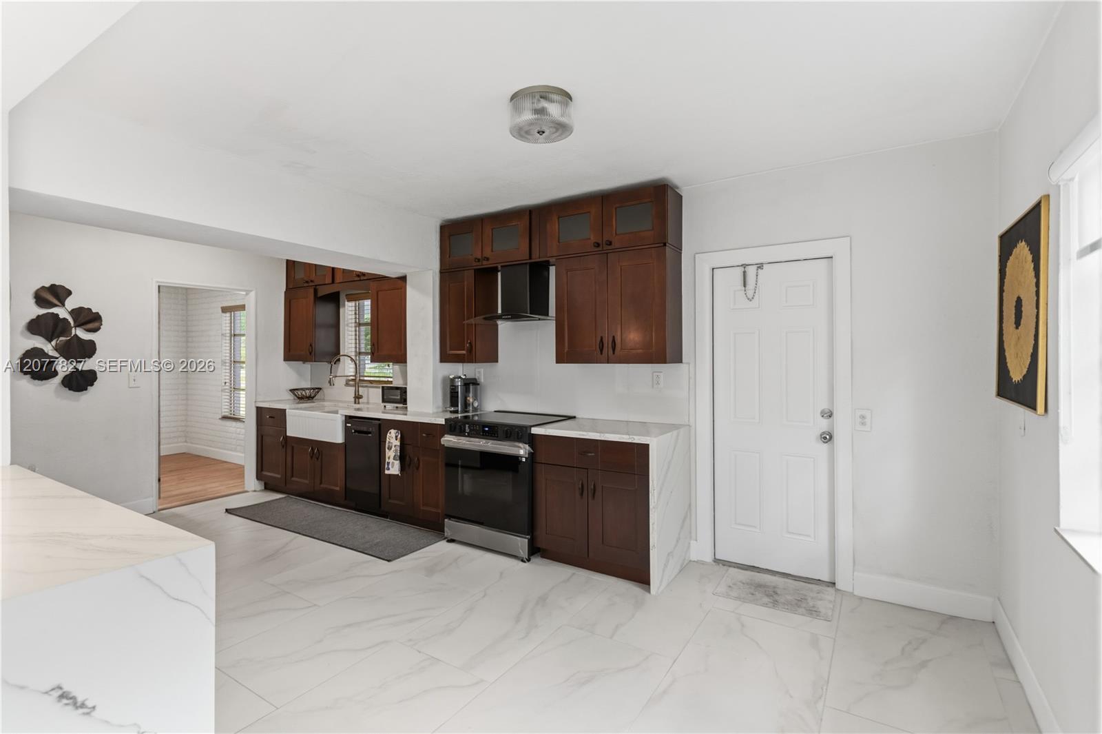 72 Palmetto Dr # 0, Miami Springs FL 33166 photo 2