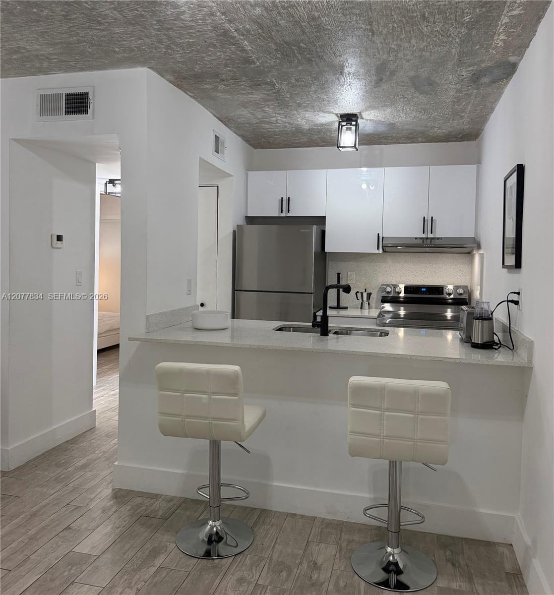 190 NW 69th St # 3, Miami FL 33150 photo 2