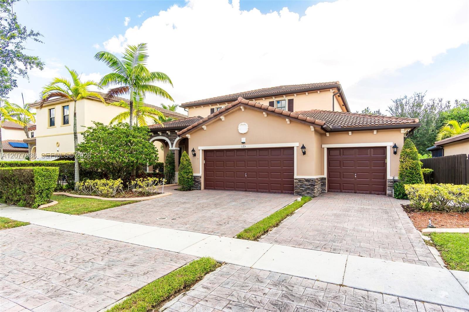 125 SE 36th Pl, Homestead FL 33033 photo 2