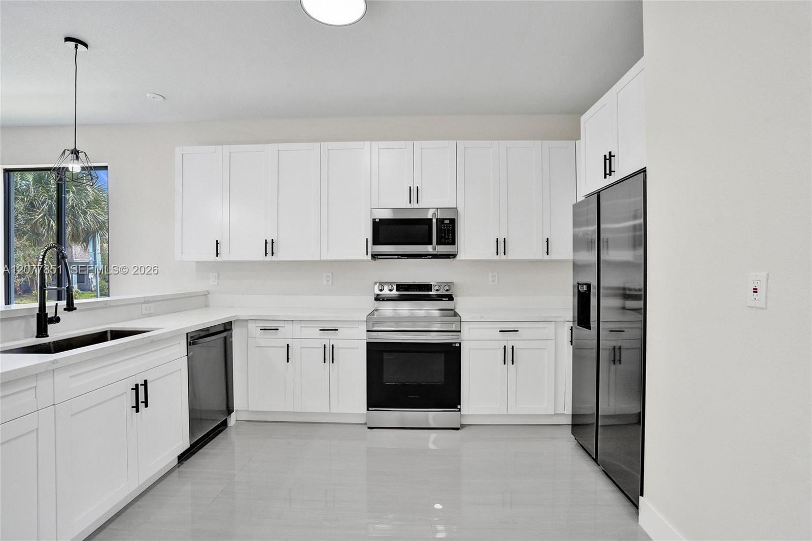 599 SW 12th Ave, Dania Beach FL 33004 photo 5