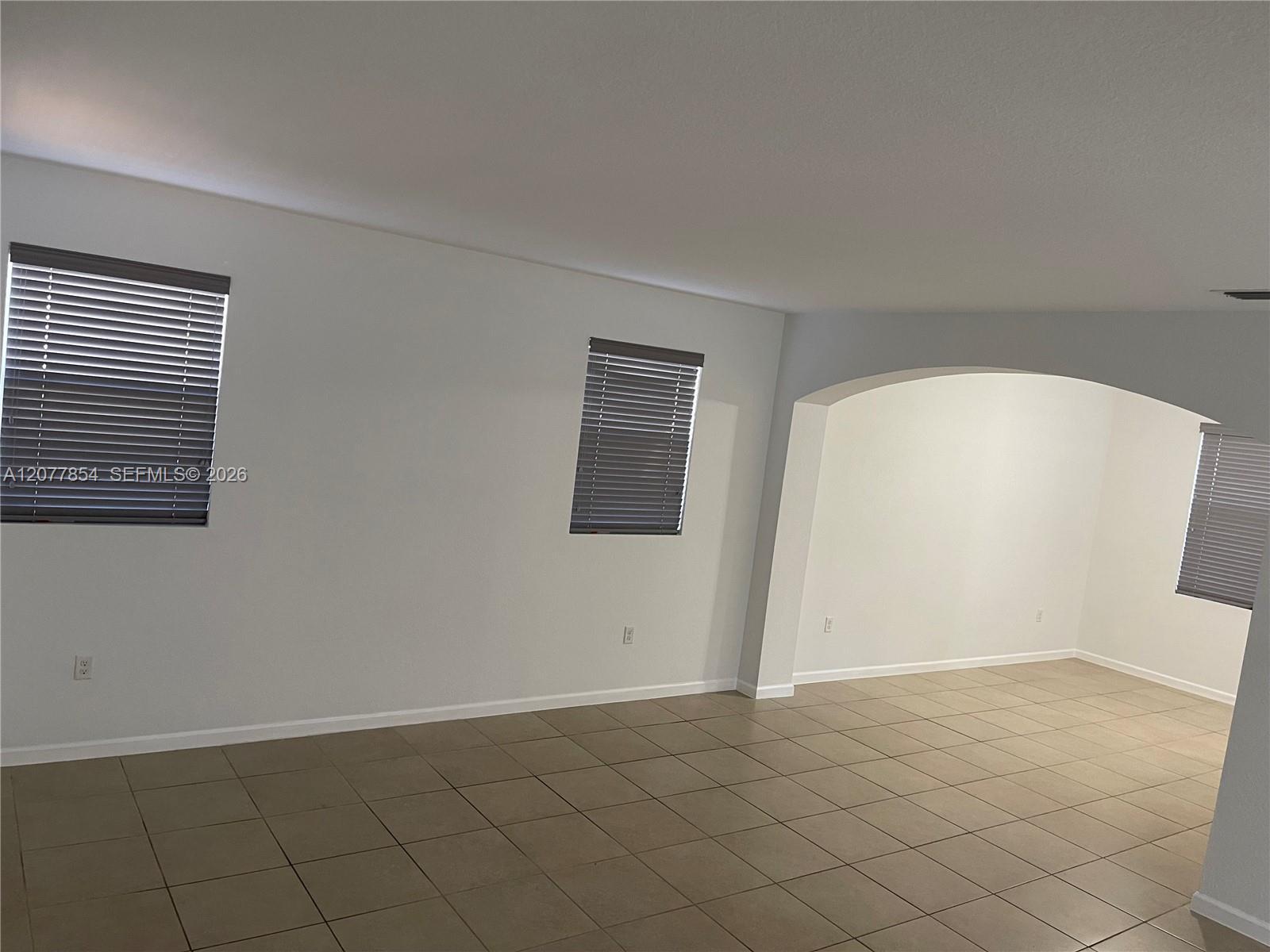 165 SE 21st Ter, Homestead FL 33033 photo 3