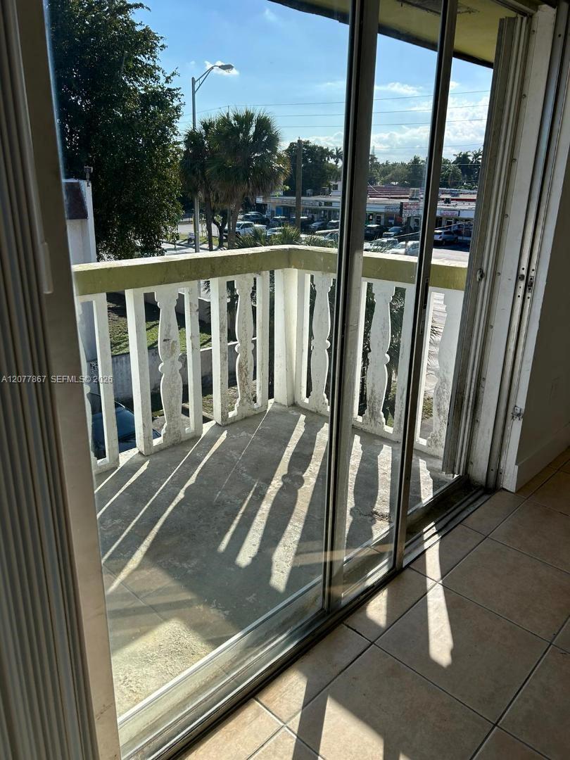 15201 NE 6th Ave # C302, Miami FL 33162 photo 3