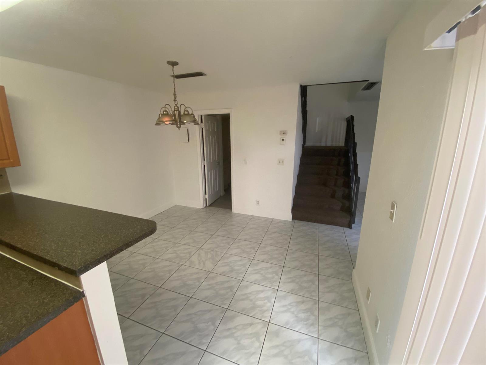 2370 WATERSIDE Drive, Lake Worth FL 33461 photo 3
