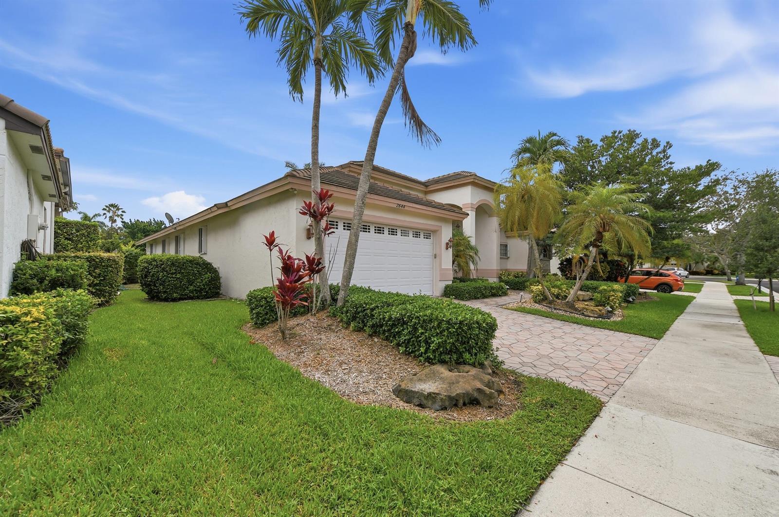 2644 MILLER Court, Weston FL 33332 photo 2